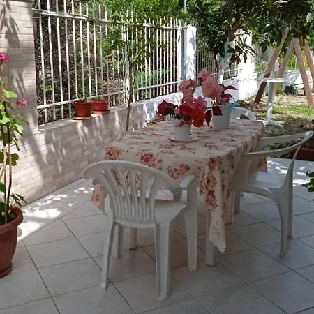 Appartamento Elenas Garden Kávos Esterno foto