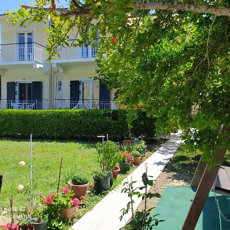 Appartamento Elenas Garden Kávos Esterno foto