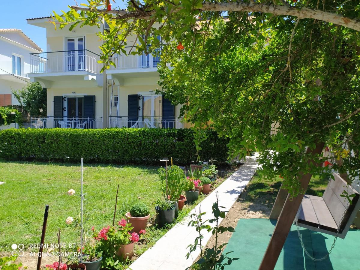 Elenas Garden Apartment